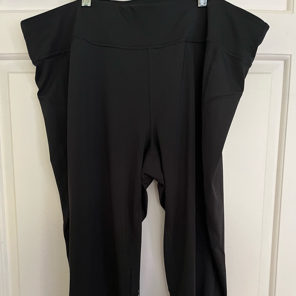 Plus Size Tek Gear Capri Workout Leggings with Mesh Inserts